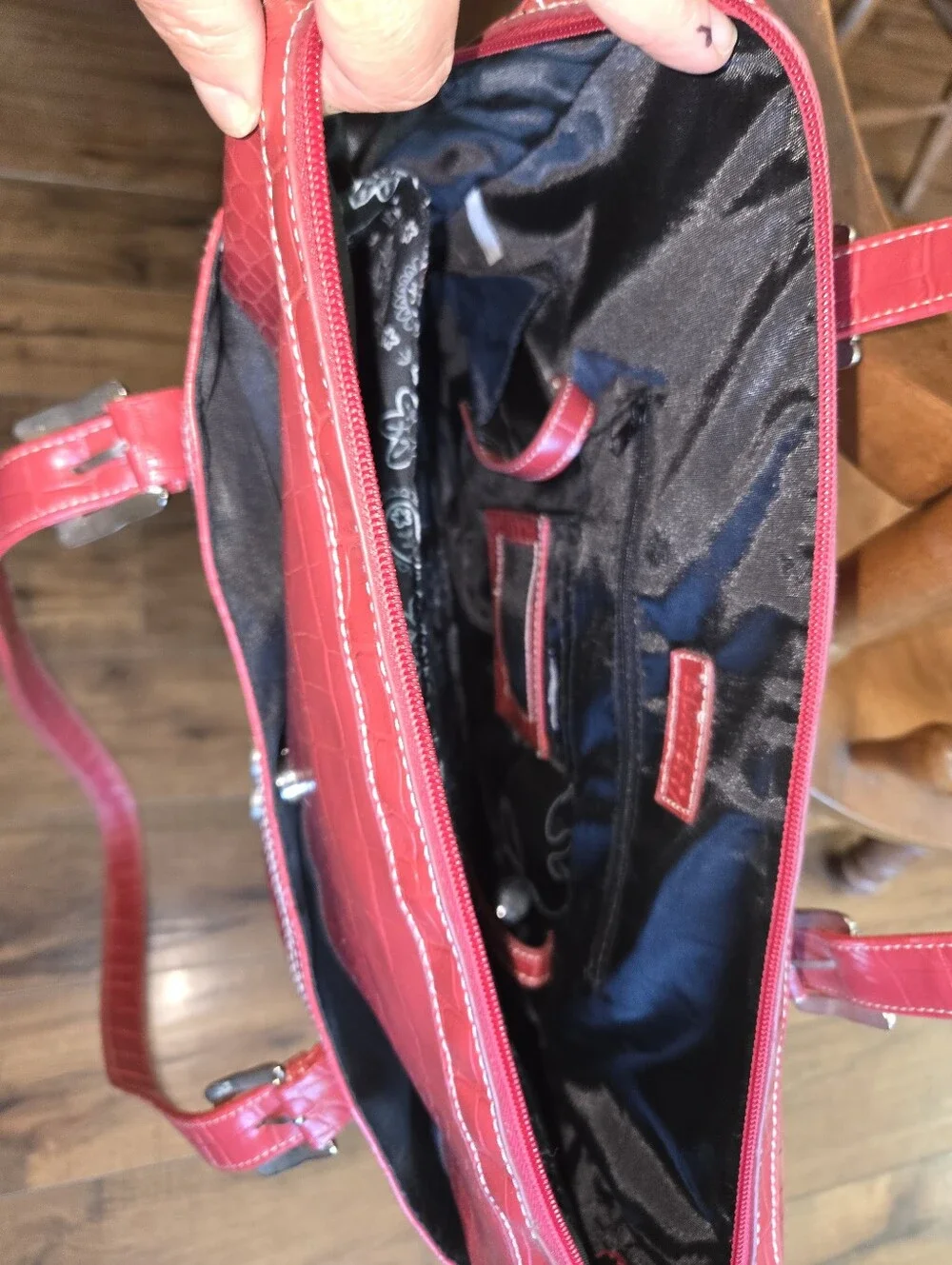 BUXTON Red Leatherette Croc Embossed  Laptop Tote Bag